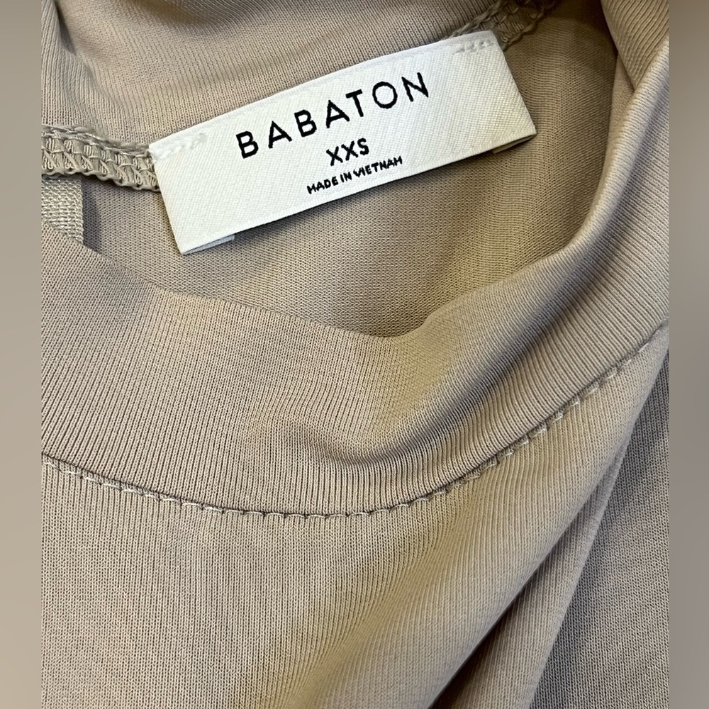 Aritzia Babaton Tan Contour Mockneck Bodysuit Size XXS - Picture 2 of 12